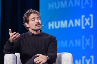 Vercel-CEO Guillermo Rauch geeft aan dat hij klaar is voor een beursgang nu AI-agenten de omzetstijging stimuleren