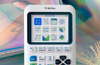 Texas Instruments heeft een nieuw vlaggenschip grafische rekenmachine gemaakt: de TI-84 Evo